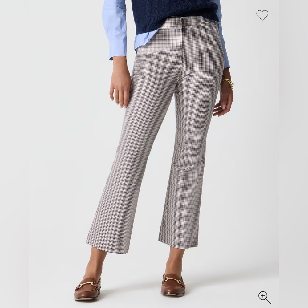 J. Crew Kelsey kickout flare crop pant in Antique Oak. Size 6
